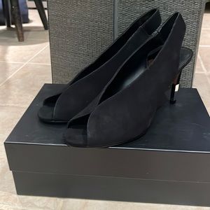 DKNY New sling back heels, Lorean style